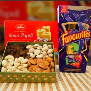 Chocolate & Sweet box with mixed nuts